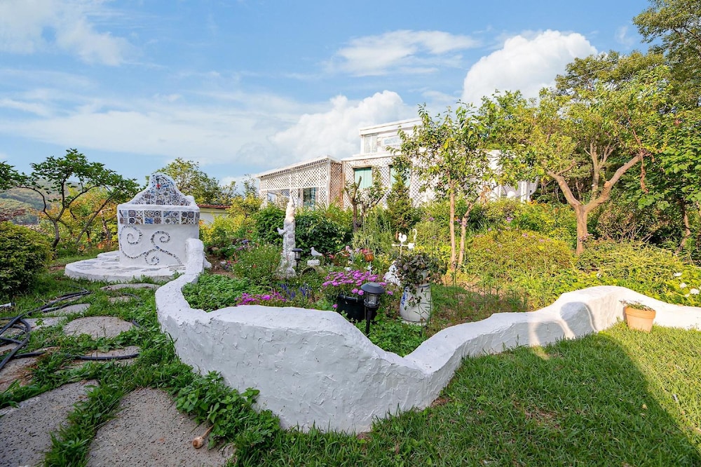Ganghwa Picnic Pension