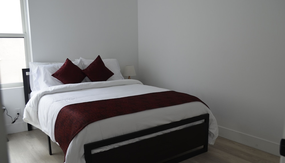 Dimond Abode Vacation Rental