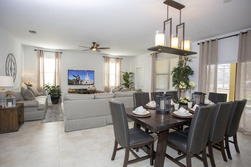 Stunning Home at Champions Gate With Private Pool - Image 3