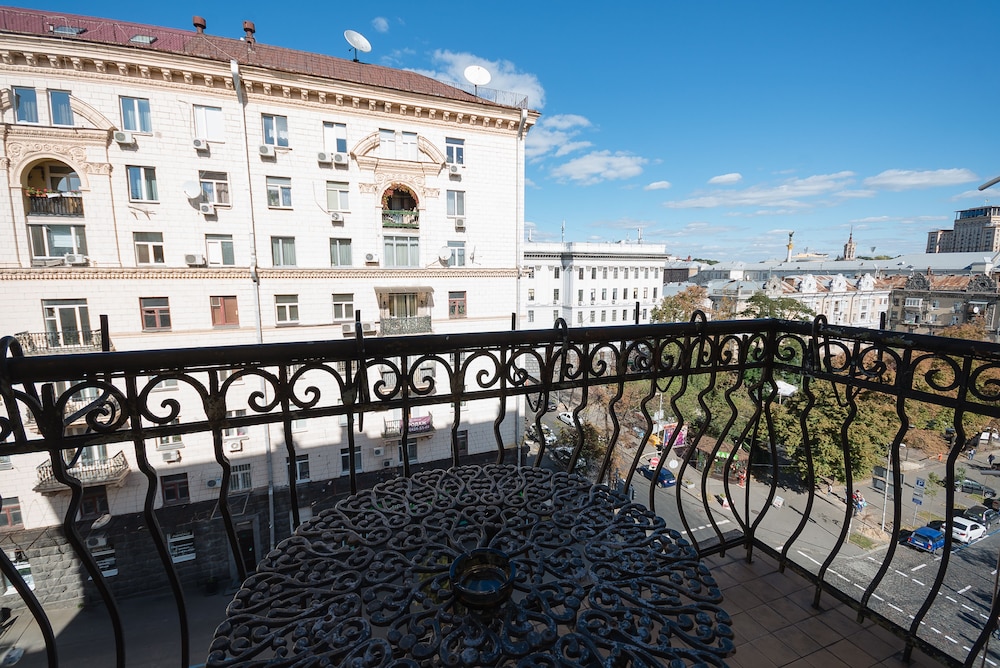 Kiev Accommodation Hotel Service