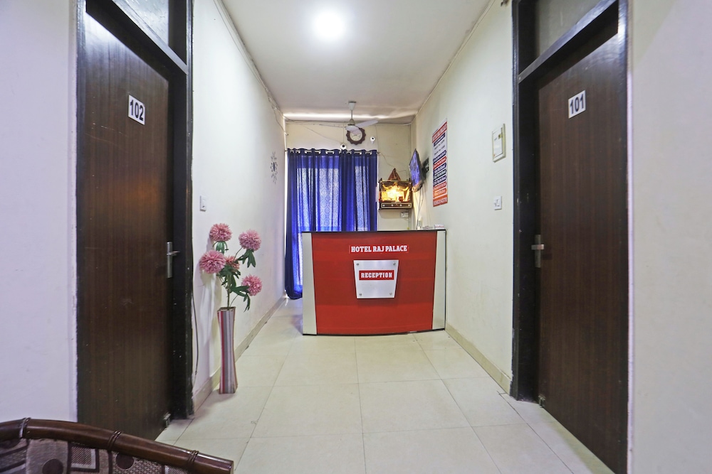 Hotel Raj Palace