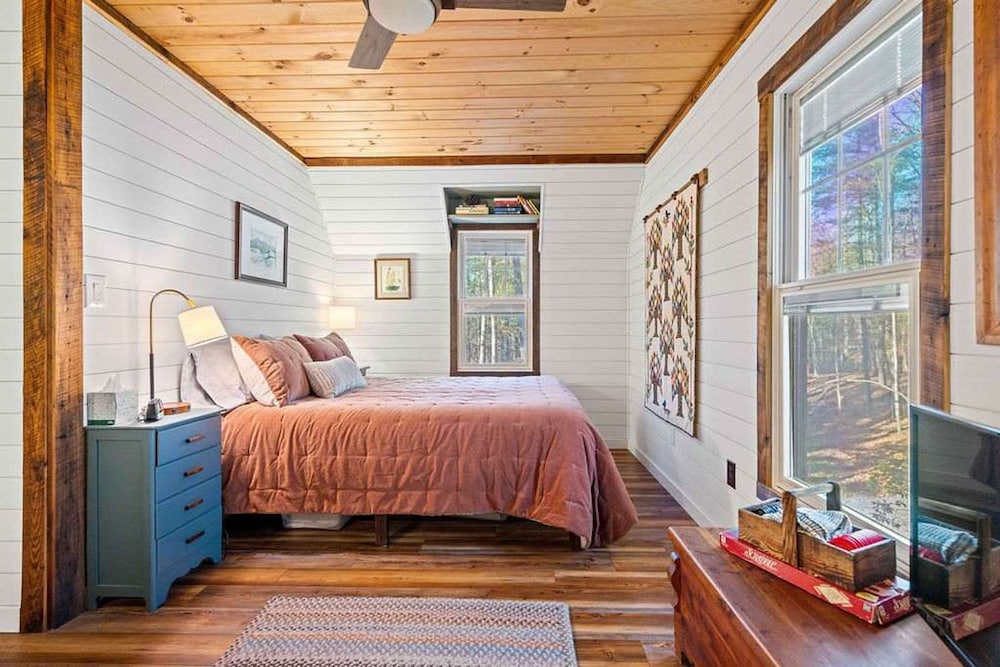Blue Ridge Beech Cabin