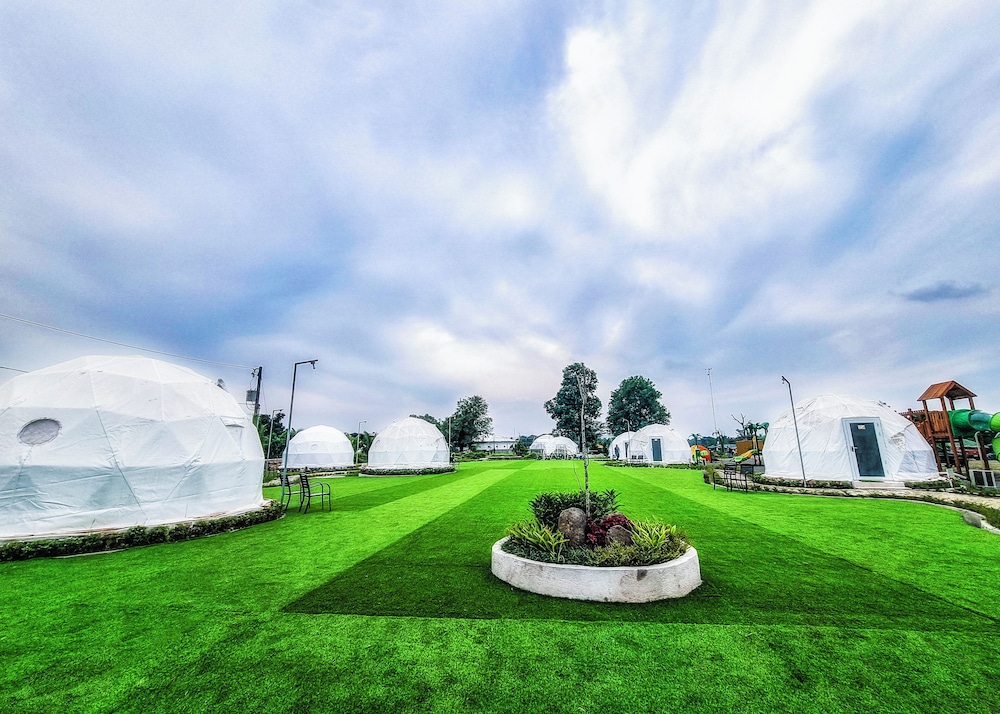 FarmKo Glamping