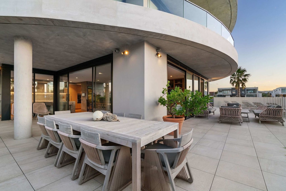 La Perla Marina Penthouse With Private Pool