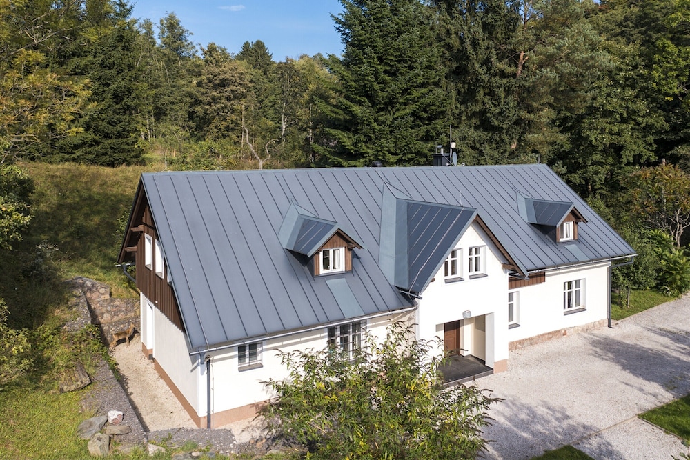 Villa in Mlade Buky Near Giant Mountains