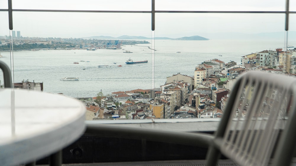 Sofitel İstanbul Taksim - Image 128