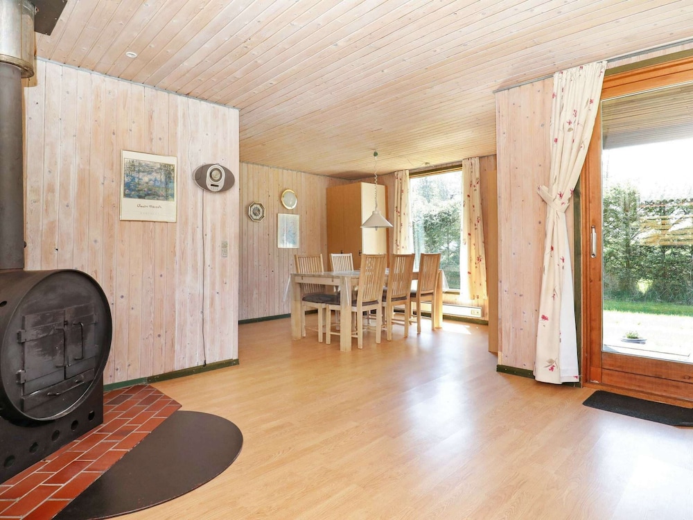 6 Person Holiday Home in Lokken-by Traum