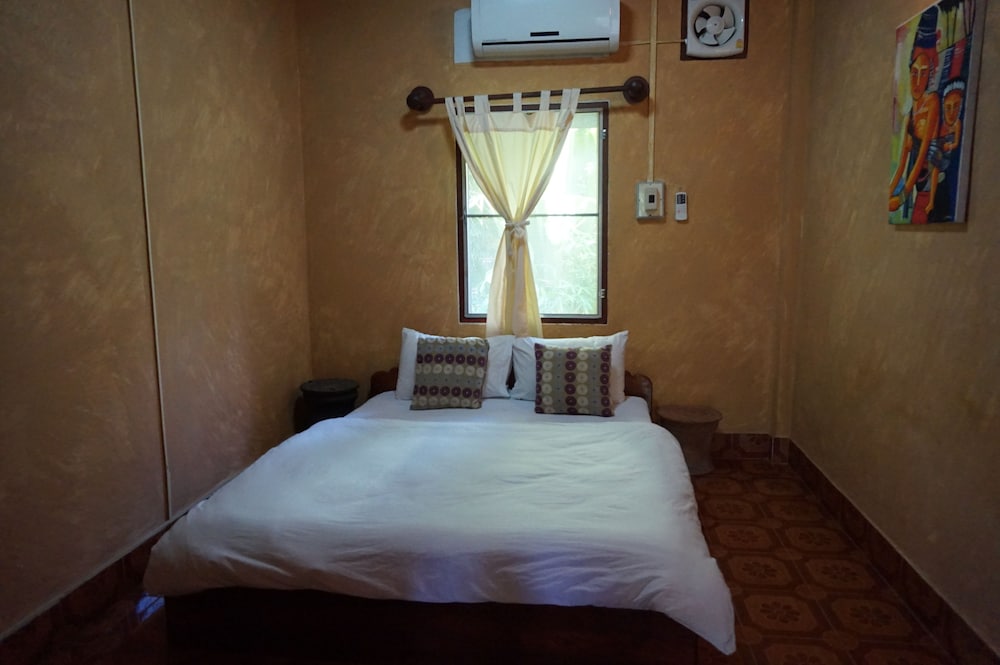 Mani Home Guesthouse