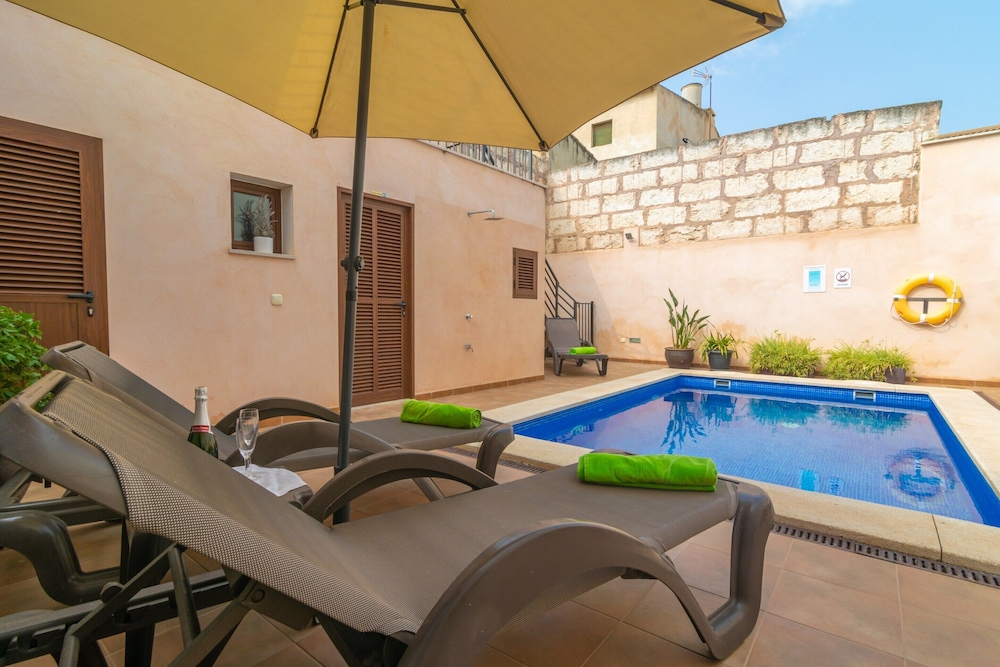Villa Placeta - Villa With Private Pool. Free Wifi