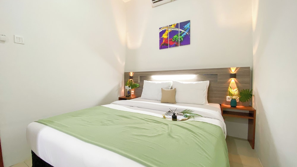 Simply Look 2Br Apartment At Vittoria Residence