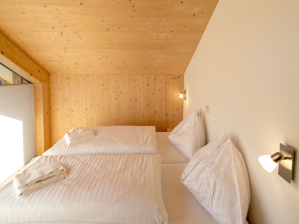 Chalet With Whirlpool tub