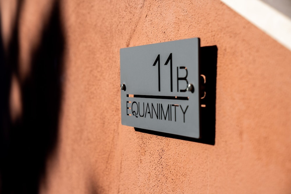 Luxury Apartment Eqanimity view 2