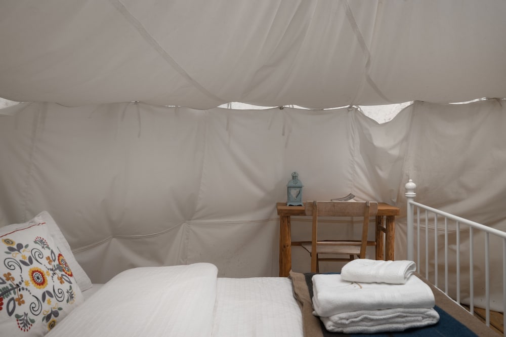 Linden Tree Retreat & Ranch