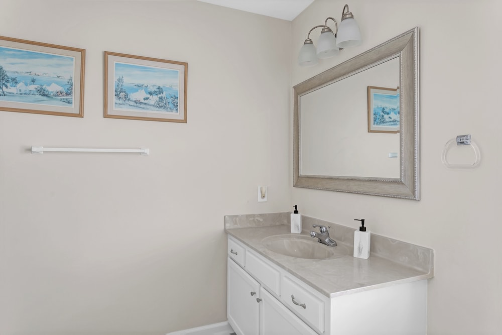 Topsail Escape by Topsail Realty