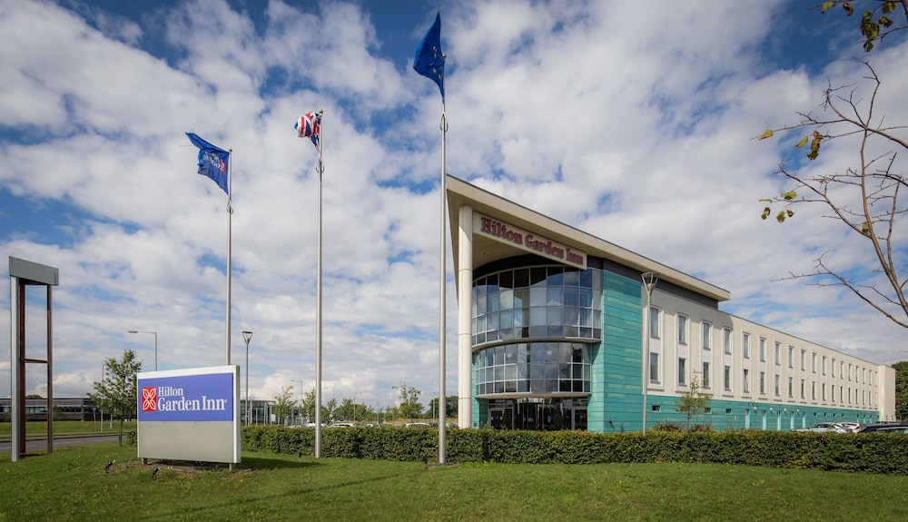 Luton Vacations - Hilton Garden Inn Luton North, United Kingdom - Property Image 21