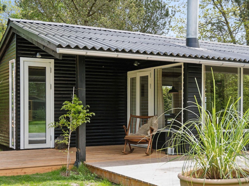 5 Star Holiday Home in Rodby