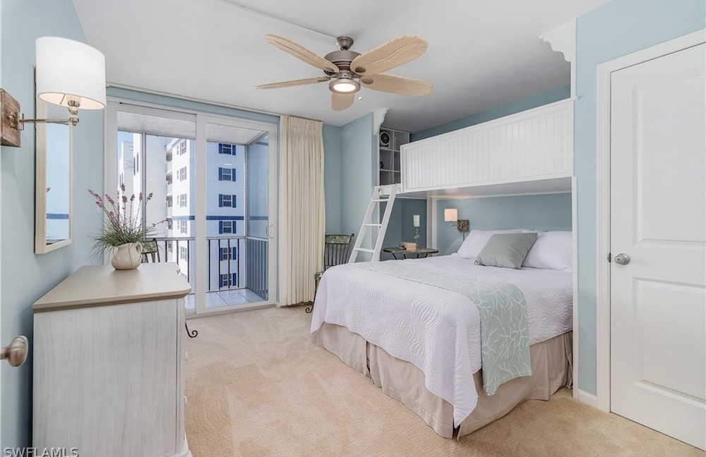 Island Reef 703 in Fort Myers Beach