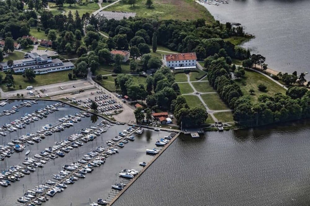 Sundbyholm view 3