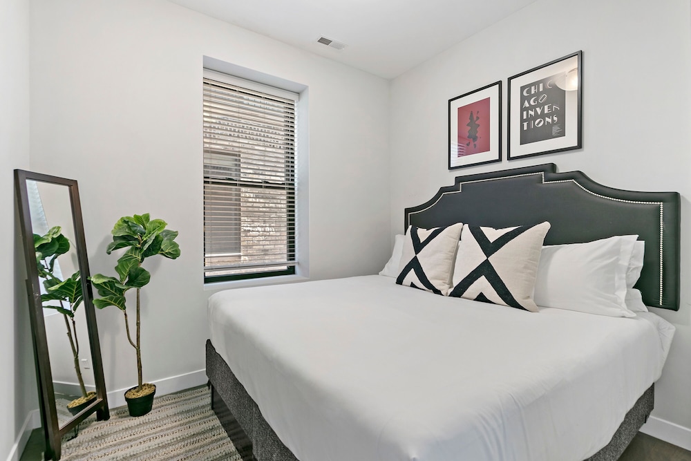 3BR Complete and Spacious - Div 301 rep - Image 1