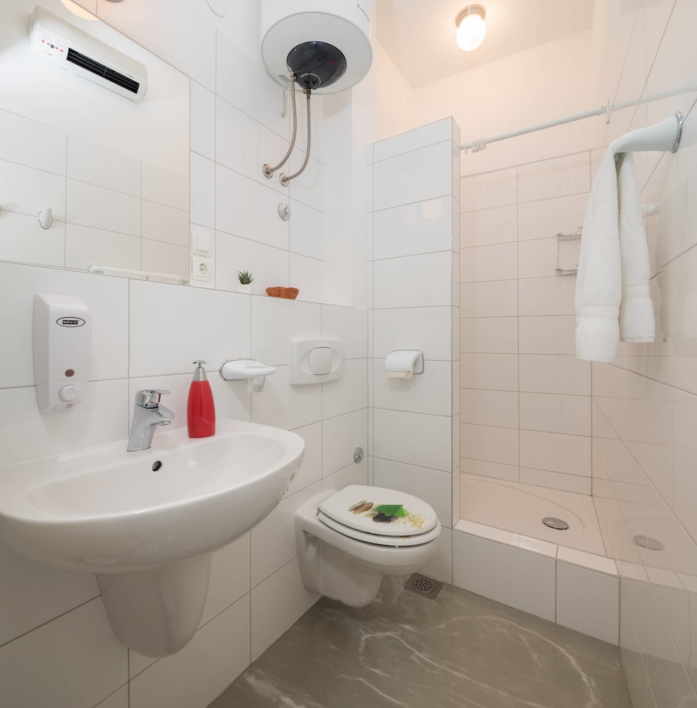 PLR Accommodation