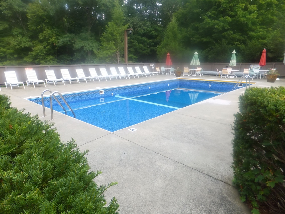 Catskill Mountain Lodge - Property Image 2