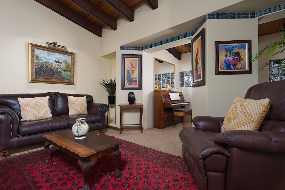 Bohemian Guesthouse & Bohemian Wellness & Spa