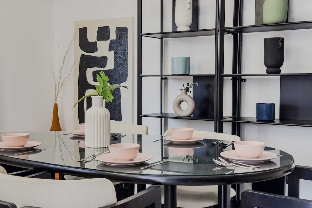Xuru Stays I The 3bdr Avant-garde Residence 5 min to Airport