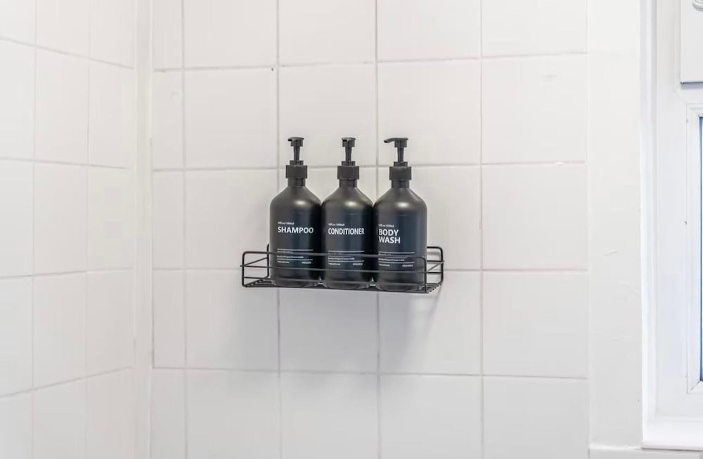 Apartment - Sleeps 4 - Business or City Breaks