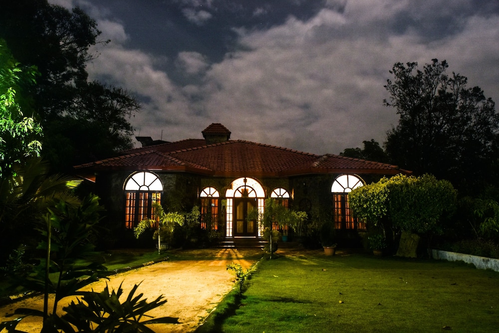 MF Estate Holiday Bungalow