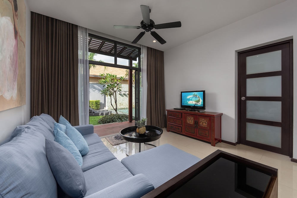 Onyx Villas by TropicLook
