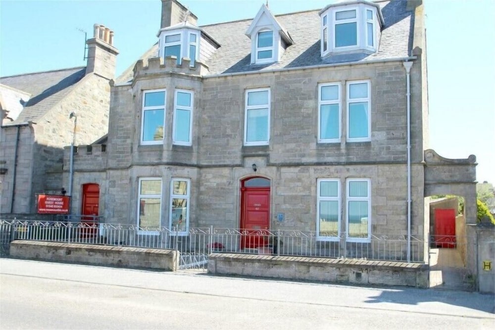 Rosemount Hotel