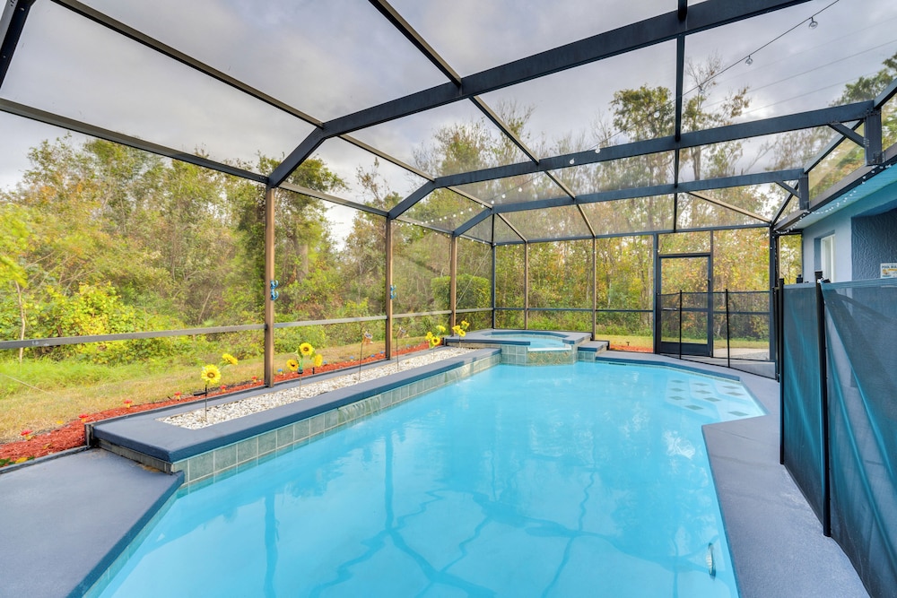 Play & Relax: Davenport Family Getaway!