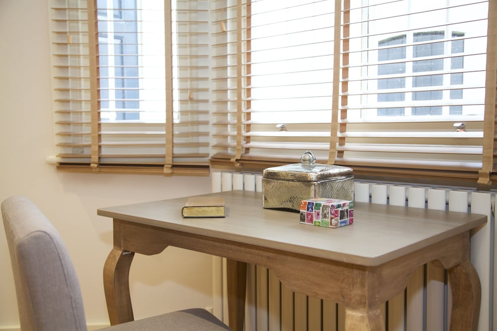 1 Bedroom Apartment near Kings Road