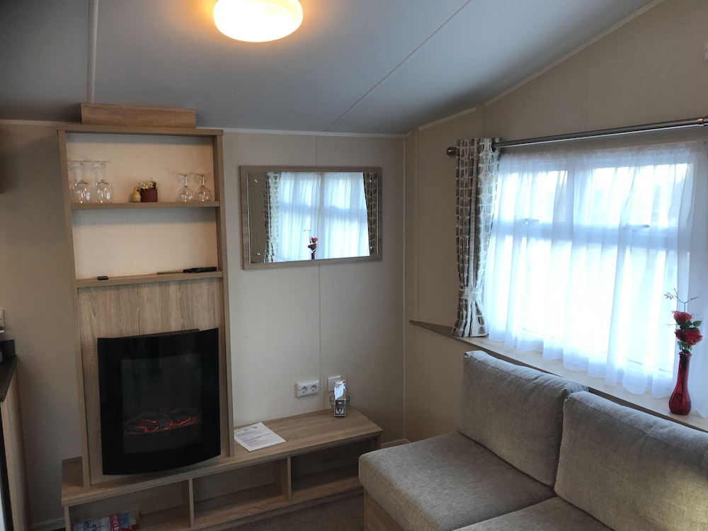 Lækjarkot Rooms and Cottages with Kitchen