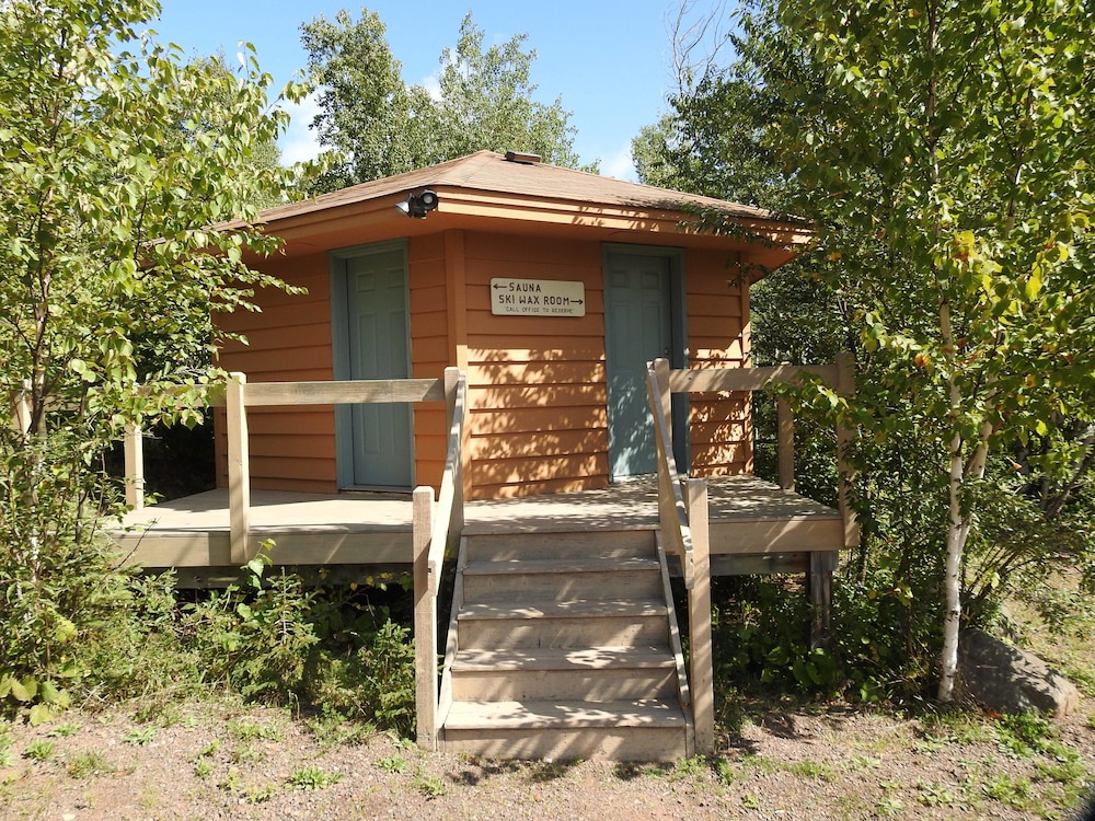 Superior Ridge Resort Motel