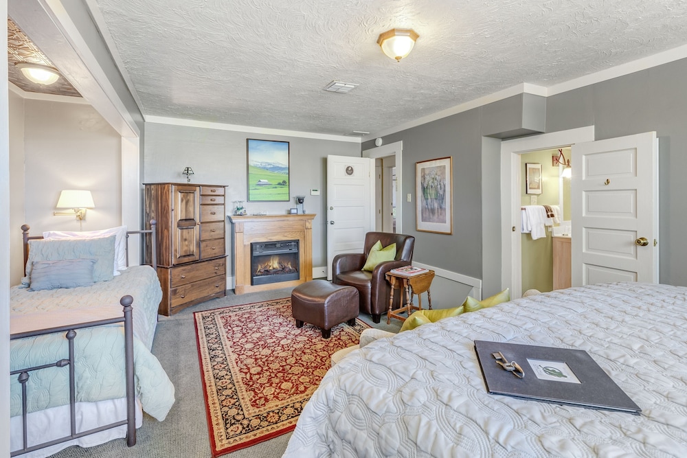 Ashland Vacations - Oak Hill Bed Breakfast - Property Image 55