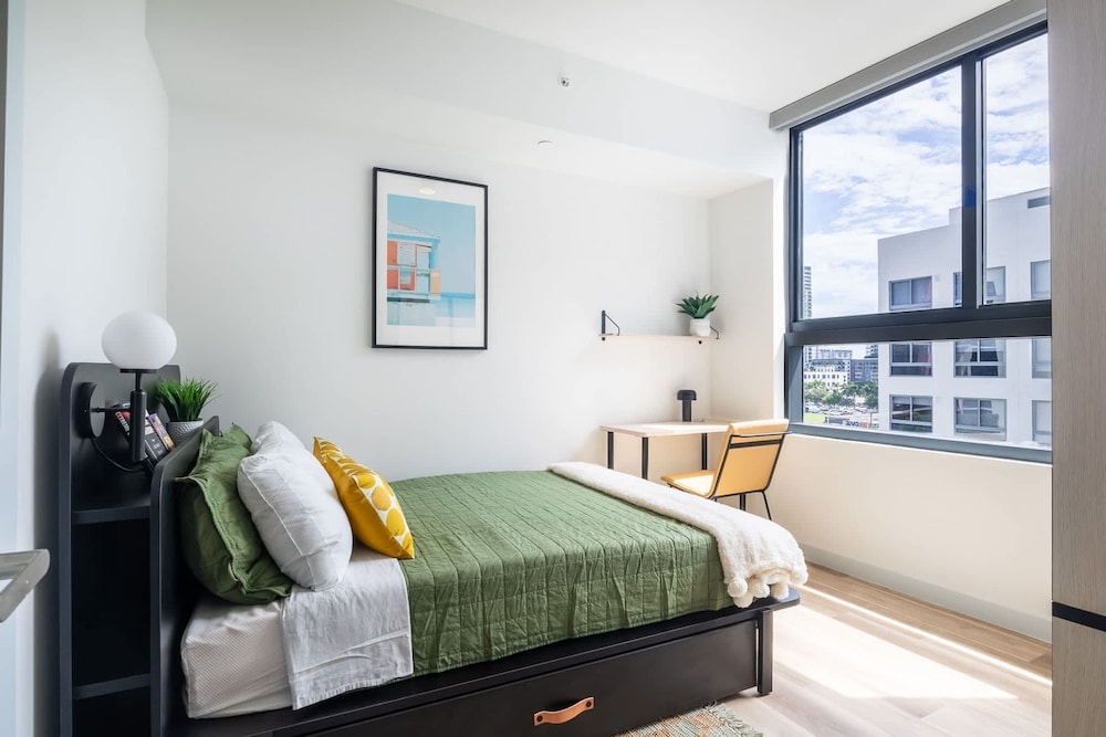 w Spacious Modern 3BR in Wynwood