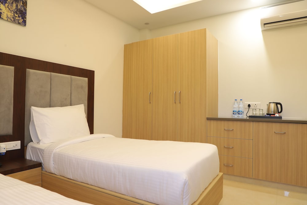 Hotel Gurugram view 3