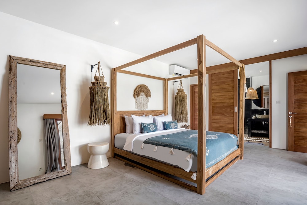 Villa Folie by Alfred in Bali - New 5bdr Dream Villa in the Heart of Seminyak