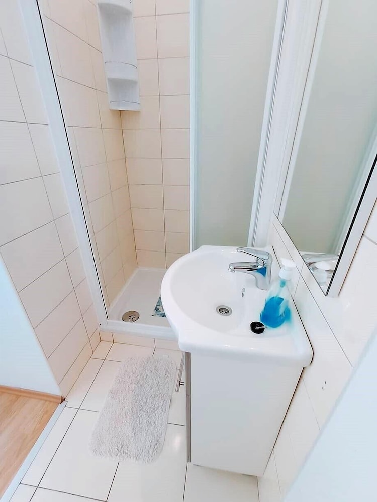 Cute apartment in stone house near sea