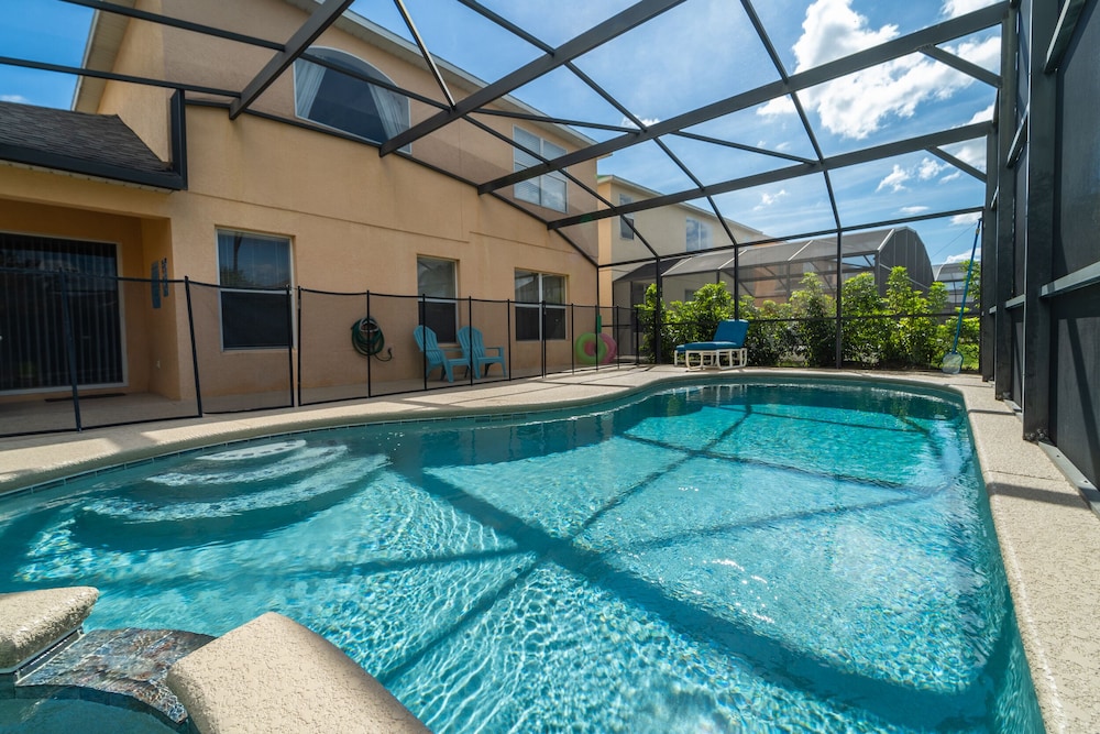 Emerald Island Resort-elite Vacation Homes 87218 - Image 2