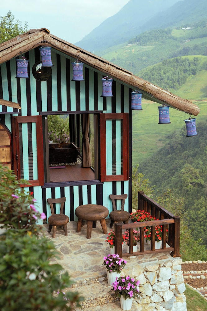 Sapana Mountain Retreat