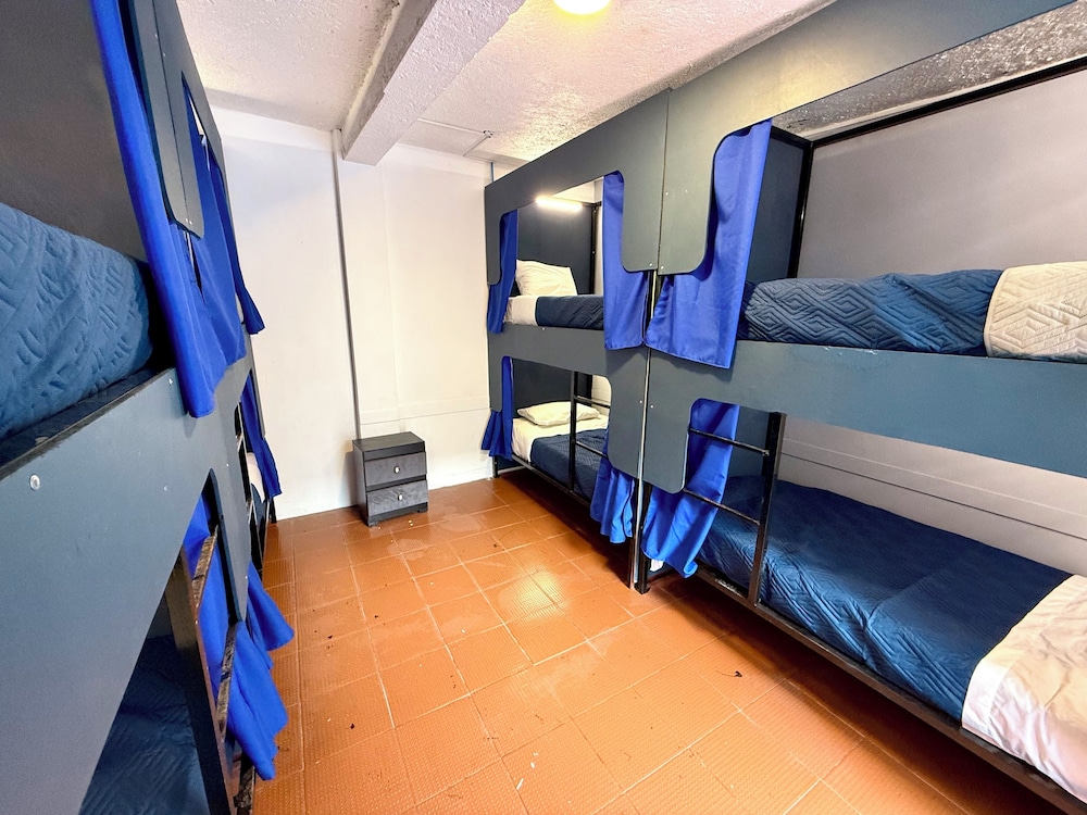 ROOMIES HOSTEL Reforma - La Diana