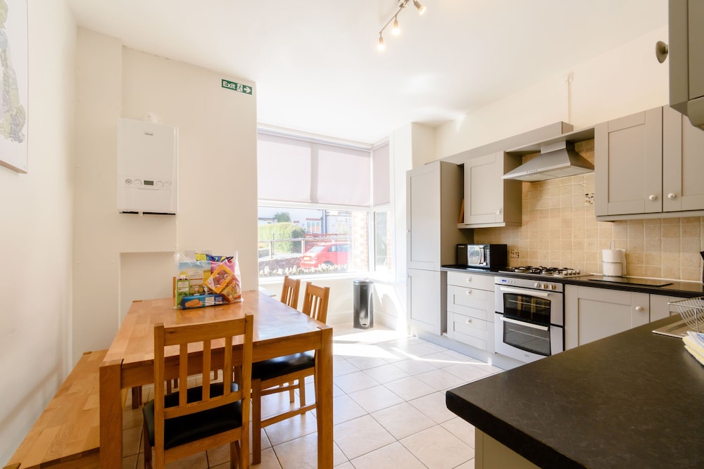 1 Roxby Terrace