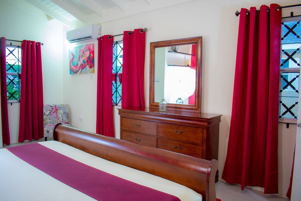 Ocho Rios TaylorMade Vacation Villas