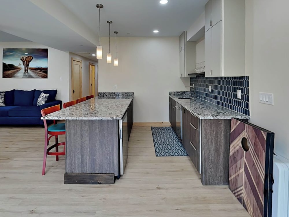 Majestic Manor by Taylor Made Deep Creek