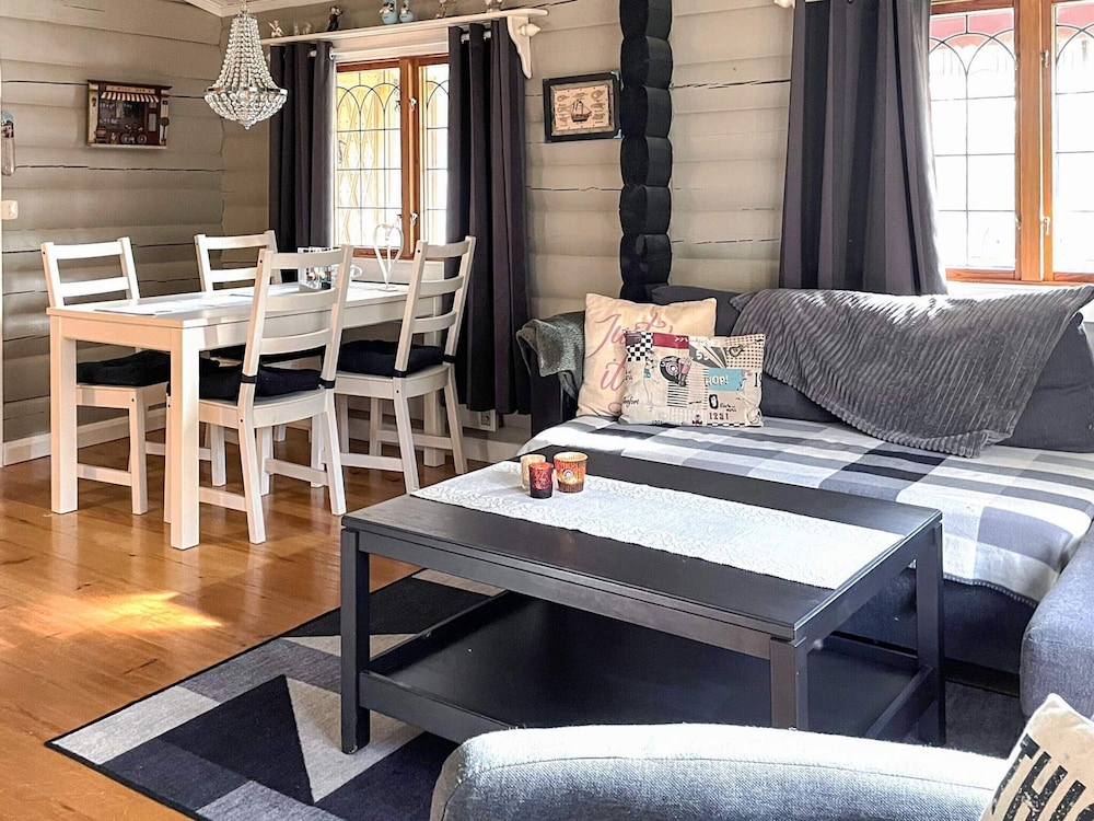 Peaceful Forest Cabin in Dalsland