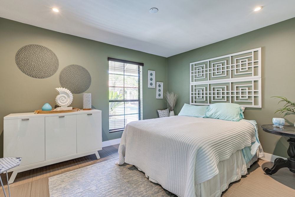 16 Mi to Dtwn: Phoenix Gem w/ Private Pool