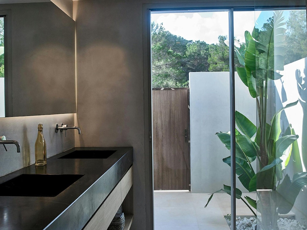 Holiday Home With Stylish Interiors