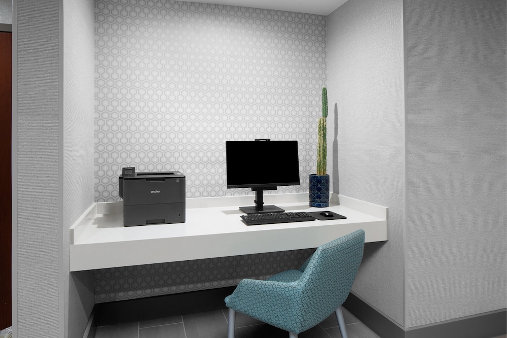 Hampton Inn & Suites By Hilton Long Island Farmingdale